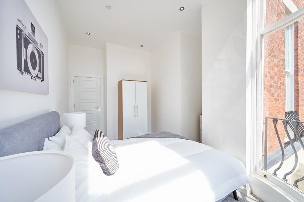 Modern 2 Bedroom Apartment In Preston Preston  Exteriér fotografie