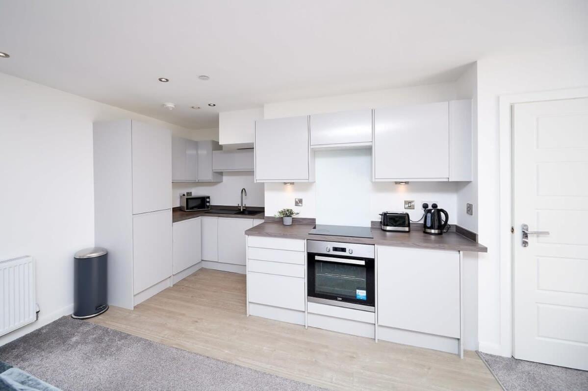 Modern 2 Bedroom Apartment In Preston Preston  Exteriér fotografie